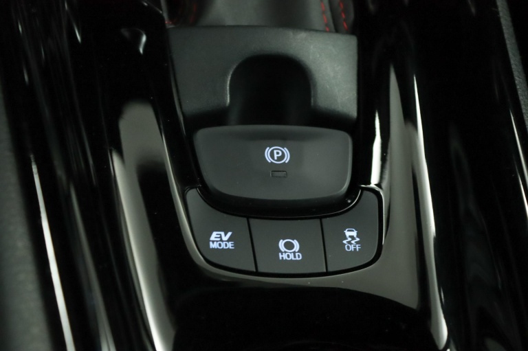 Toyota C-HR - 2.0 Hybrid GR-Sport 67