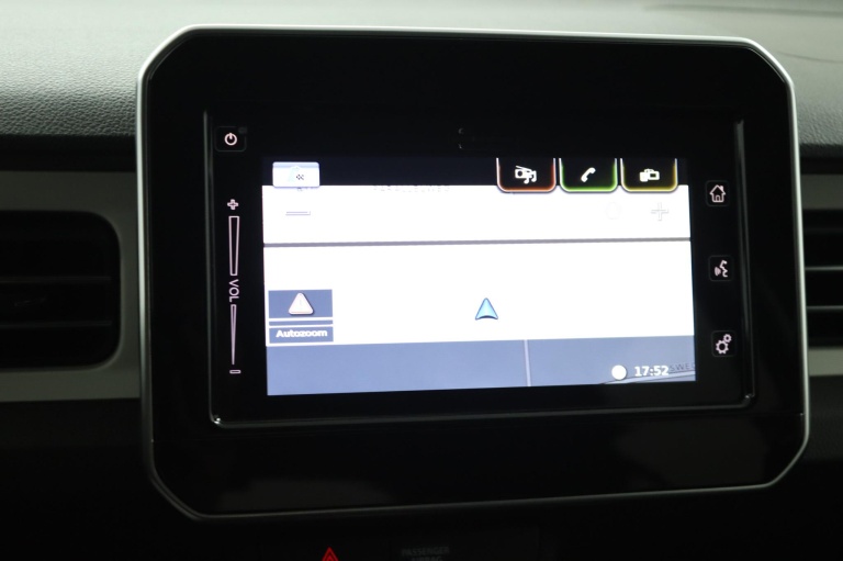 Suzuki Ignis - 1.2 Smart Hybrid Style 28