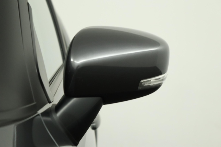 Suzuki Ignis - 1.2 Smart Hybrid Style 36