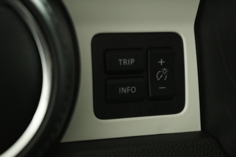 Suzuki Ignis - 1.2 Smart Hybrid Style 44
