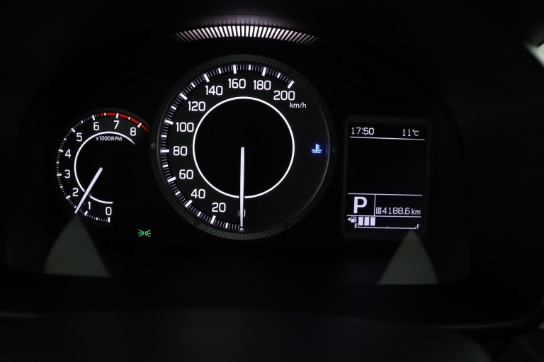 Suzuki Ignis - 1.2 Smart Hybrid Style 56