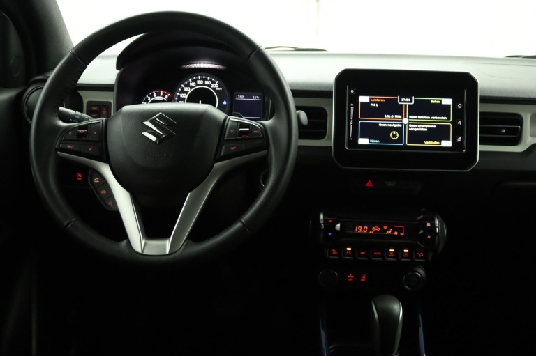 Suzuki Ignis - 1.2 Smart Hybrid Style 64