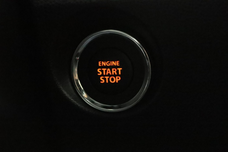 Suzuki Ignis - 1.2 Smart Hybrid Style 68