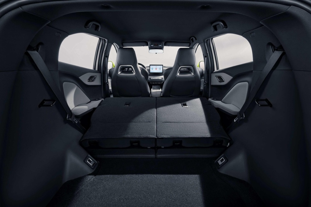 BYD DOLPHIN SURF binnenruimte